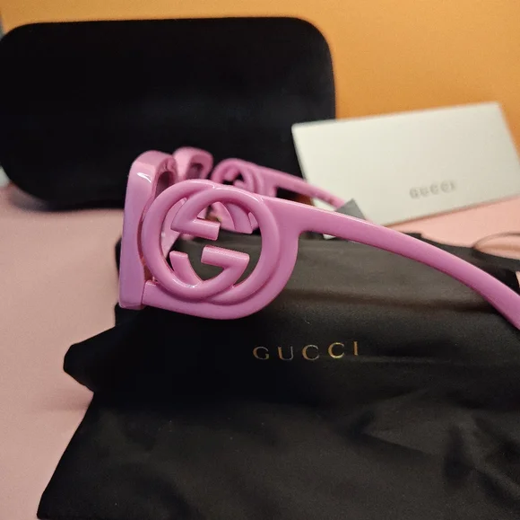 Gucci Pink Rectangular Sunglasses - Picture 3 of 5